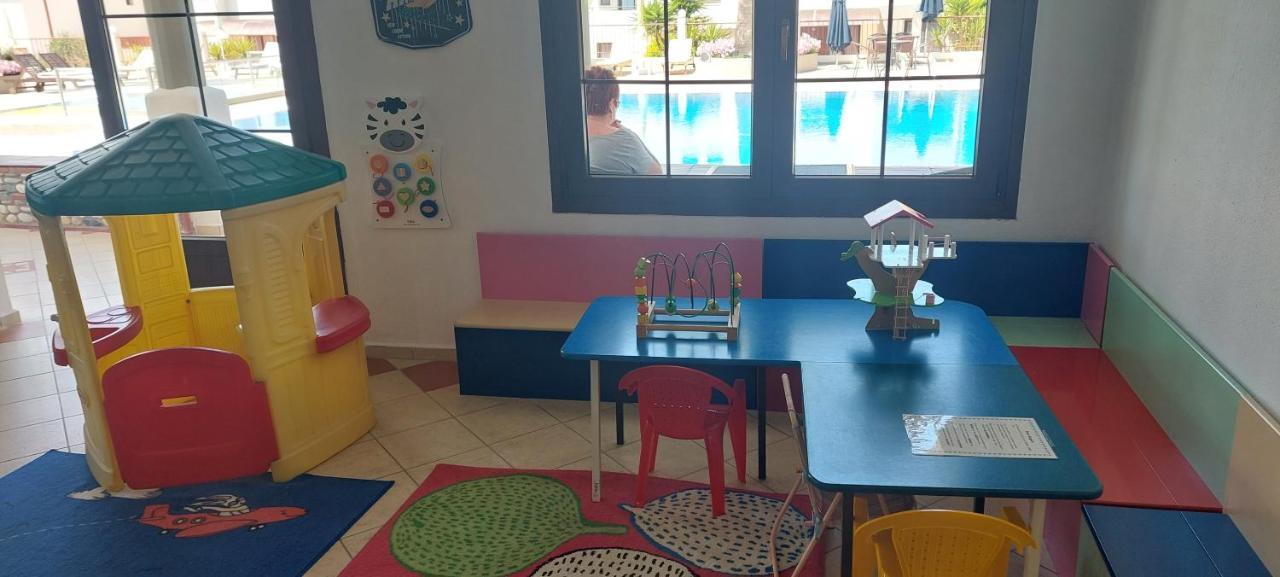 Amari Aparthotel 3*